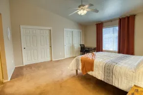 Private Home In Snowflake - Image 5