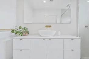 This stunning, brand new family home sleeps 8 guests - Image 3