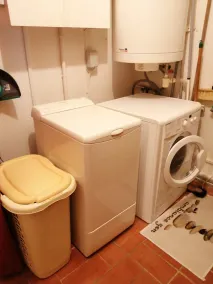 Hus omgiven av naturen med enastående utsikt - Image 2