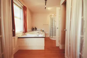 The Catherine St Guesthouse - Image 4