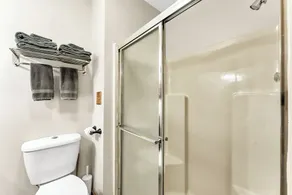 Gorgeous Branson Condo, VIEWS, Hike and Fish on Property, Private Lake, 2 Pools! - Image 4