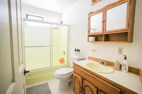 Clean and Peaceful Cabin with Wifi Near Lakes - Image 5
