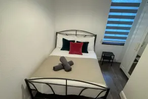1br-2guests-freeparking-wifi-tv - Image 5