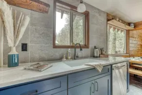 Thompson Cabin - Charming Salmon Riverfront A-Frame Oasis w/ fireplace - Image 3