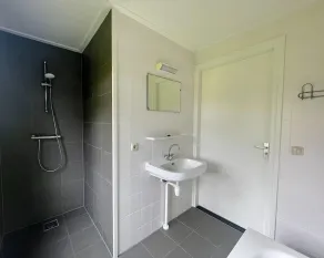 Large Countryside Group Stay - Image 3