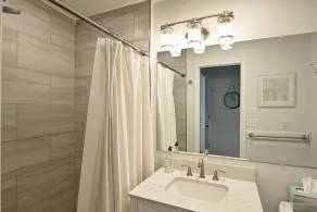 Beautiful 2 bed Townhouse in Bayshore Breeze! Close to State Park Beaches! Dock, Beach Town, Restaurants and More! - Image 5