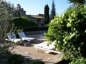 Charm in Luberon - Image 3