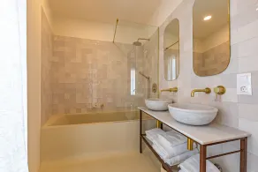 Luxury house in the old town with pool and close to the beach - Image 5