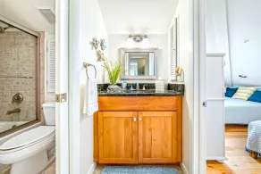 Gorgeous, Peaceful Island Retreat-3 Bedroom-2 Bath - Image 3