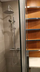 Private heated swimming pool - Image 5