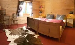 Cosy ski retreat Swiss Alps 10 min to Arosa Sleeps 6. Spectacular mountain views - Image 4
