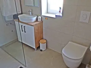 Holiday apartment with air conditioning - Image 3