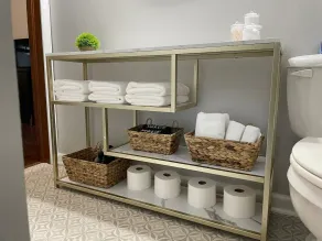 Charming 2BR / King Bed • Firepit • 9 Min to ISU - Image 5