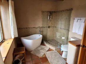 Bright Star Casa in Arroyo Seco half way between Taos Plaza and Taos Ski Valley - Image 3