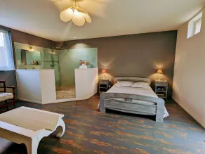 \"Family Retreat with Spa Near Loire Castles and Beauval Zoo\" - Image 2