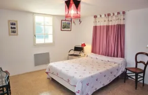 Beautiful home in Valreas - Image 5