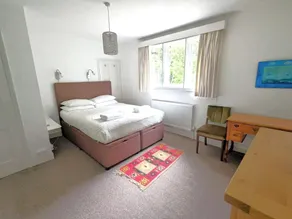 Cosy Cottage with Large Garden I Semi Rural Retreat! Nearby Countryside, Beaches & Goodwood - Chichester Holiday Properties - Image 5