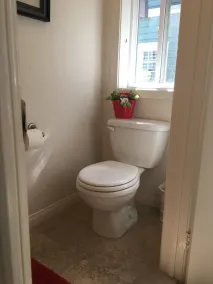 2 Bedroom Townhome 2 Mins. to the Beach - Image 4