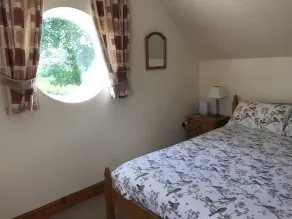 One bed accommodation with countryside views, near Snowdonia National Park - Image 2