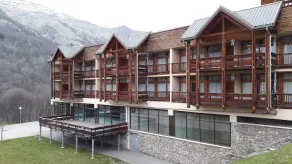 Large Studio 27 m2 - in residence tourism *** with swimming pool - Image 4