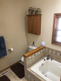 Truman Lake Ferienhaus auf 10 Hektar, grenzt an öffentlichen Boden - Image 3