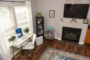 Guesthouse in the heart of Historic Folsom - Image 5