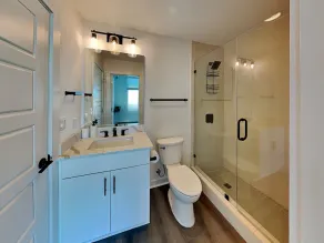 Boardwalk Pent House - Image 2