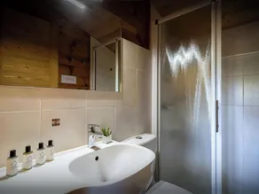5 stjerner ved foden af ​​bakkerne, jacuzzi, fantastisk udsigt, wifi - OVO Network - Image 5