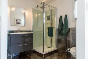 Smukt moderne hus til at tilbringe en weekend eller en uges afslapning - Image 3