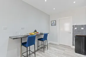 Modern Coastal Apartment - Image 5