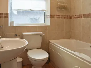 2 bedroom accommodation in Southbourne, Bournemouth - Image 2