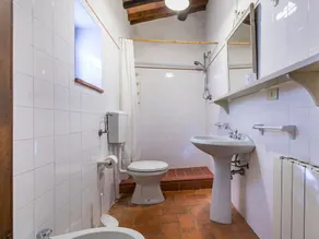 Schöne Wohnung für 4 Leute mit Pool,  W-LAN, TV, Innenhof und Haustiere erlaubt - Image 2