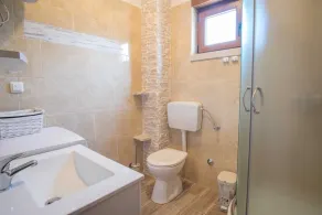 Feriehus  med privat pool i Linardici, Island Krk, Kroatien med plads til 10 personer - Image 2