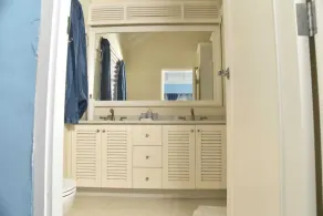 Clean, Cozy, Convenient, Villa in Elite Community - Image 4