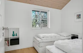 4 Bedroom Beautiful Home In Nykøbing Sj - Image 4