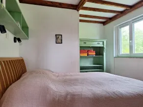 Intimate, sunny châlet for 2 people in southern Normandy - Image 4