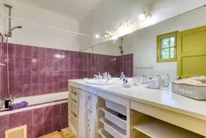 Casa de vacaciones 'Réattu' con piscina compartida, Wi-Fi y aire acondicionado - Image 5