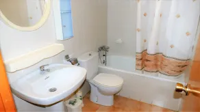 Gran Reserva - Apt for 4 people 2 steps from the beach, shops and restaurants - Image 5