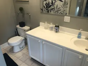 Nantucket’s Mid island condo  - Image 4