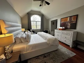“North Fork Escape – Cozy Farmhouse with amazing swimming pool by the Vineyards” - Image 2