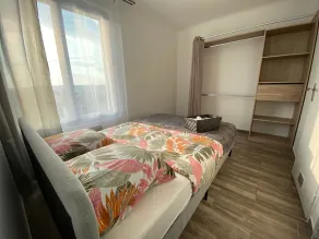 Maison avec une vue sur toute la ville - Image 5