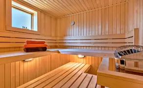 Luksus Tahoe / Donner Home m / bjergudsigt, Sauna & Hot Tub! - 6 Bed / 4. 5 Bad - Image 3