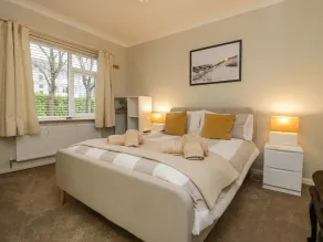 Windermere spacious 4 bed 4 bath house, parking & 5 mins walk to village & Lake - Image 4