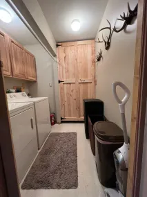 Spacious cottage near the Leota trail head! - Image 5