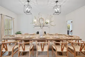 *Newly Renovated Luxury Designer Farmhouse on a 35-Acre Farm, Private and Gated! - Image 5