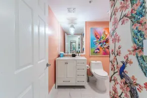 Coconut Grove Retreat, bayviews, 1 park incl, wkspace, Smart TV, Pool/hottub\" - Image 5