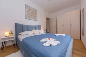 Heart of Lugano Apartment with Balcony - Happy Rentals - Image 4