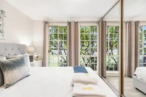 StayAU Cozy 3BR Suburban Retreat in Ingleburn - Image 5