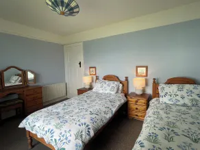 Rocklea Seaside Cottage - Image 4