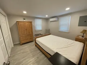 4 Houses to THE BEACH! Completely renovated Duplex- 1st Floor- WALK TO ALL! - Image 3
